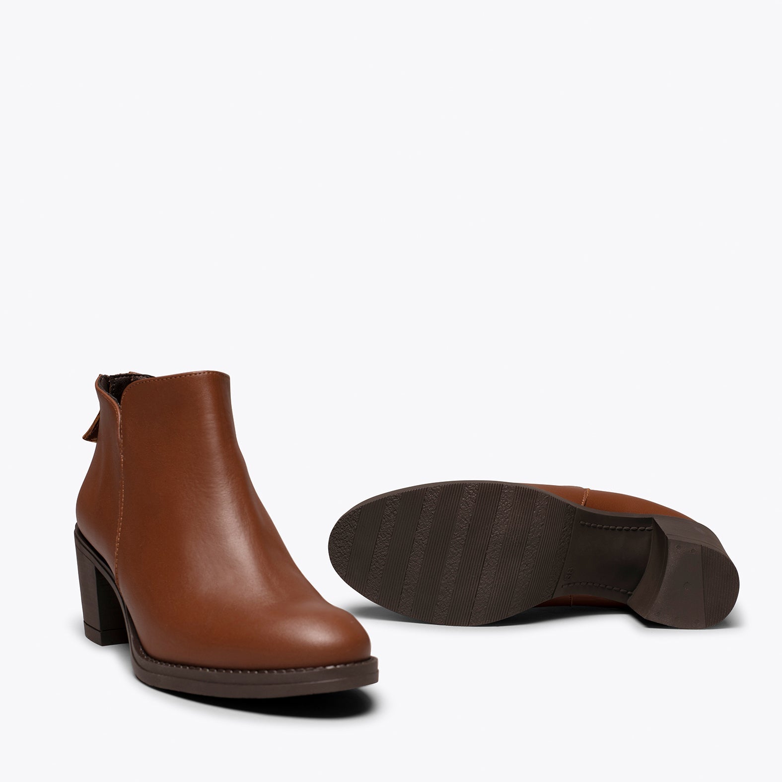 LOOK – Botín CUERO de mujer de caña baja