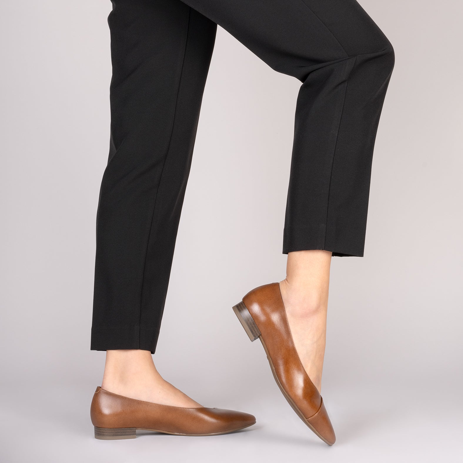 MARIE – Manoletina de punta fina CAMEL