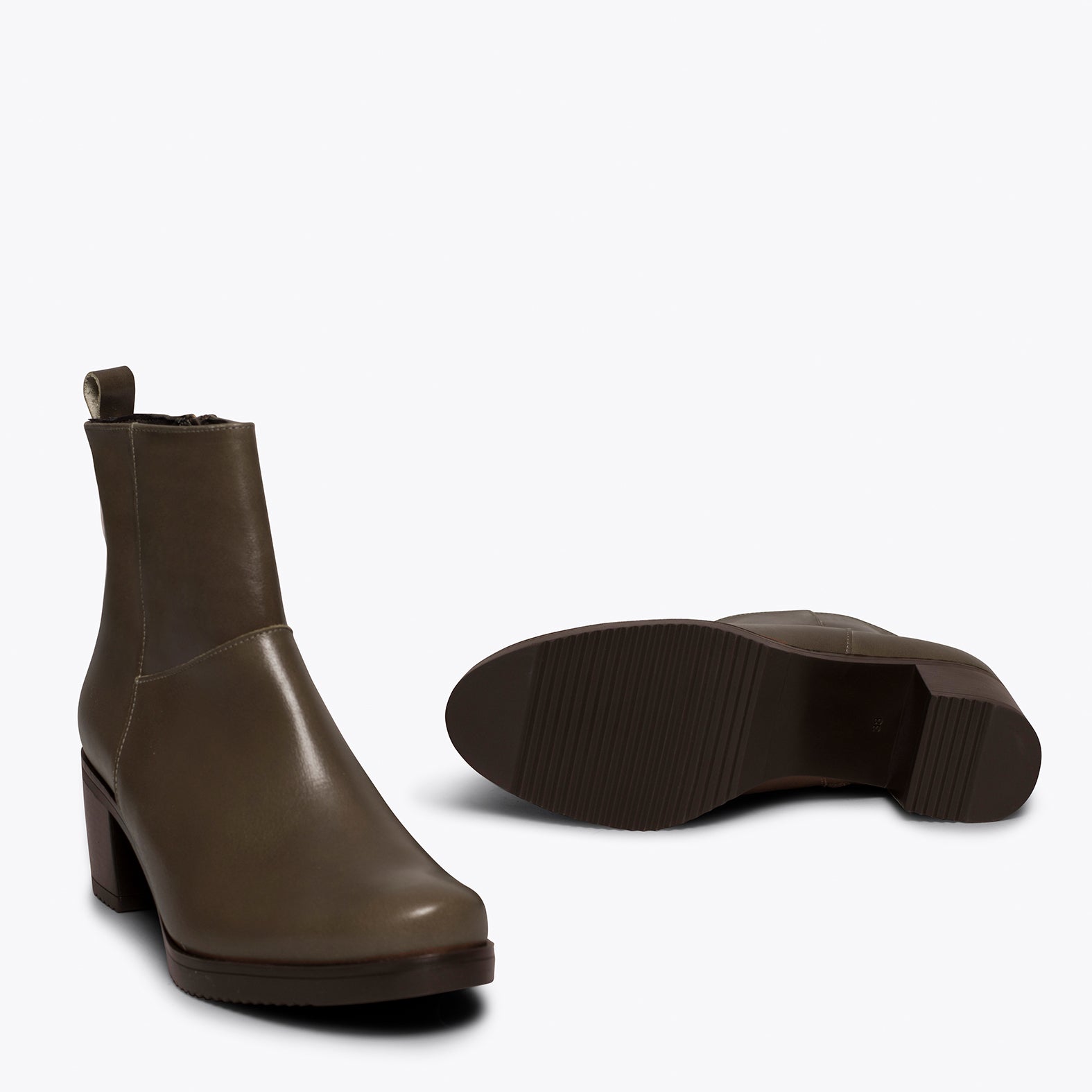 STEP – Botín TAUPE con tacón