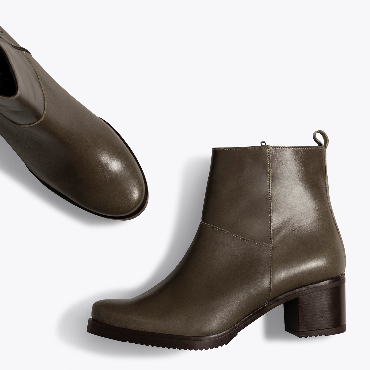 STEP – Botín TAUPE con tacón