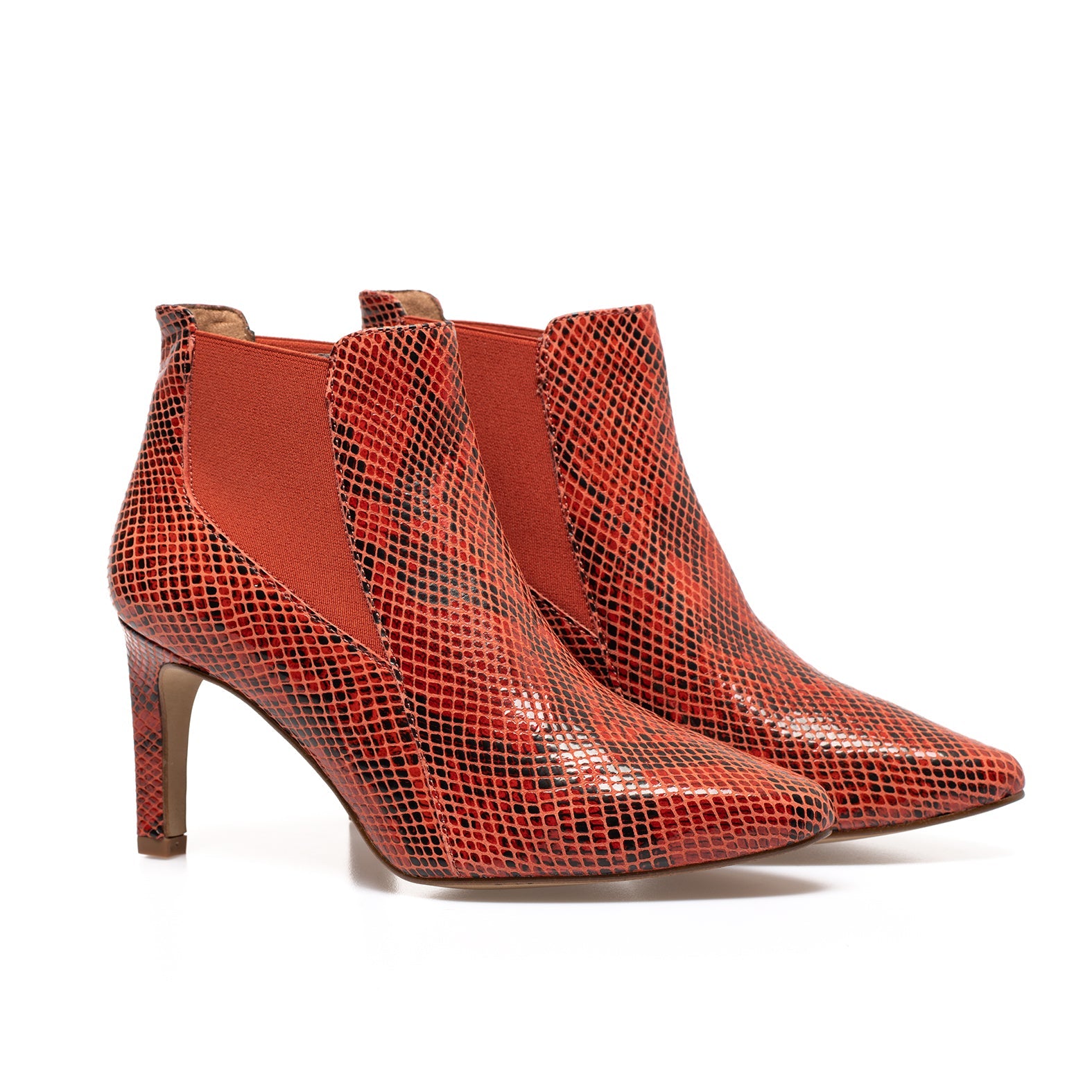 SAUVAGE Botín animal print tacón ROJO