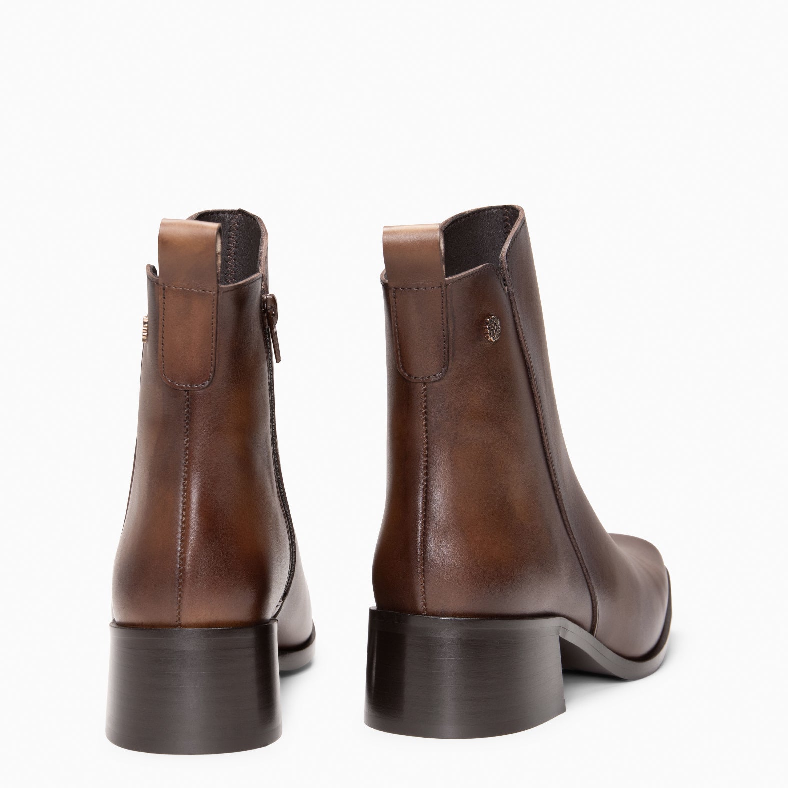 BERLIN - Botines bajos de mujer de piel MARRÓN