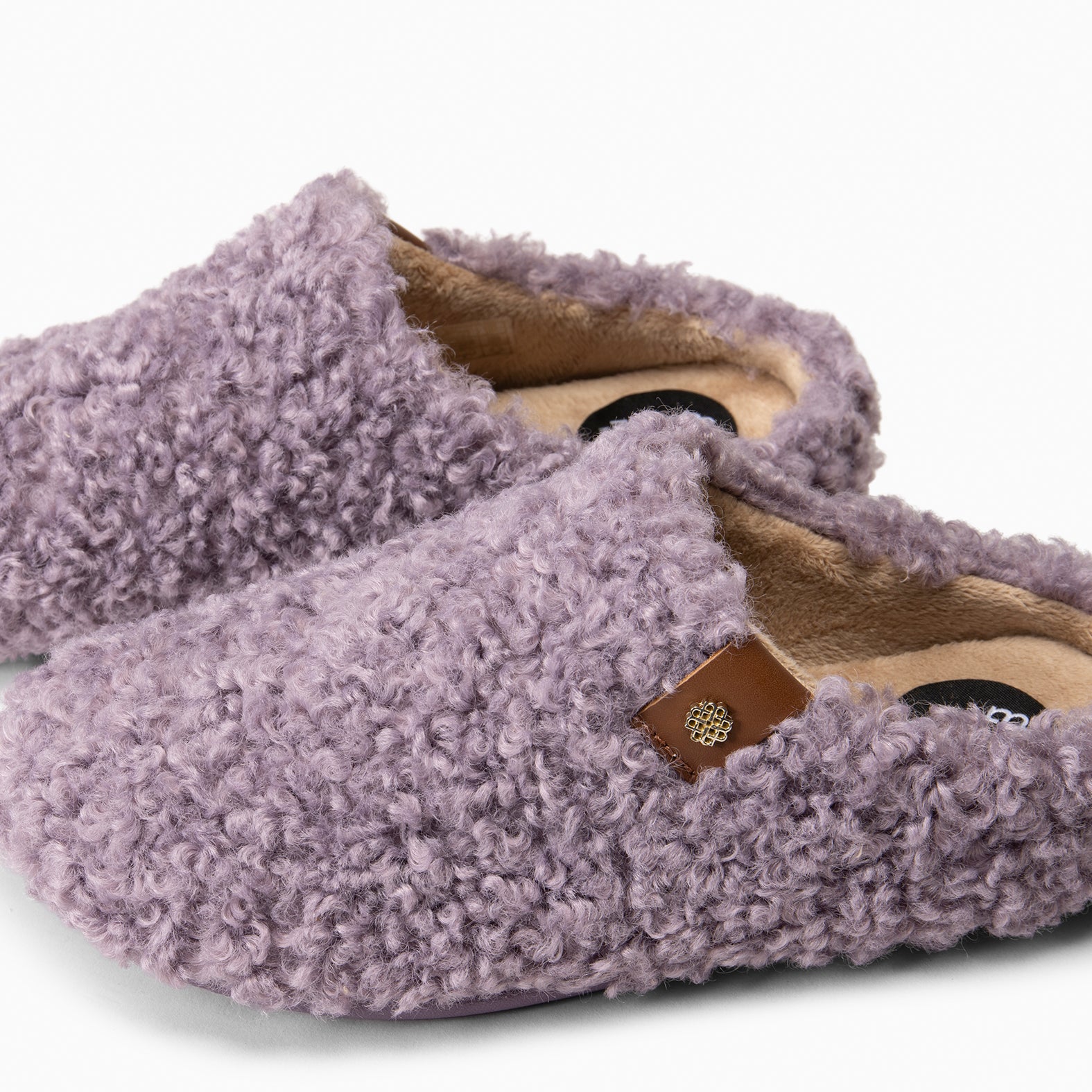 KOMFY DREAMS - Zapatillas de estar por casa ultra suaves LILA