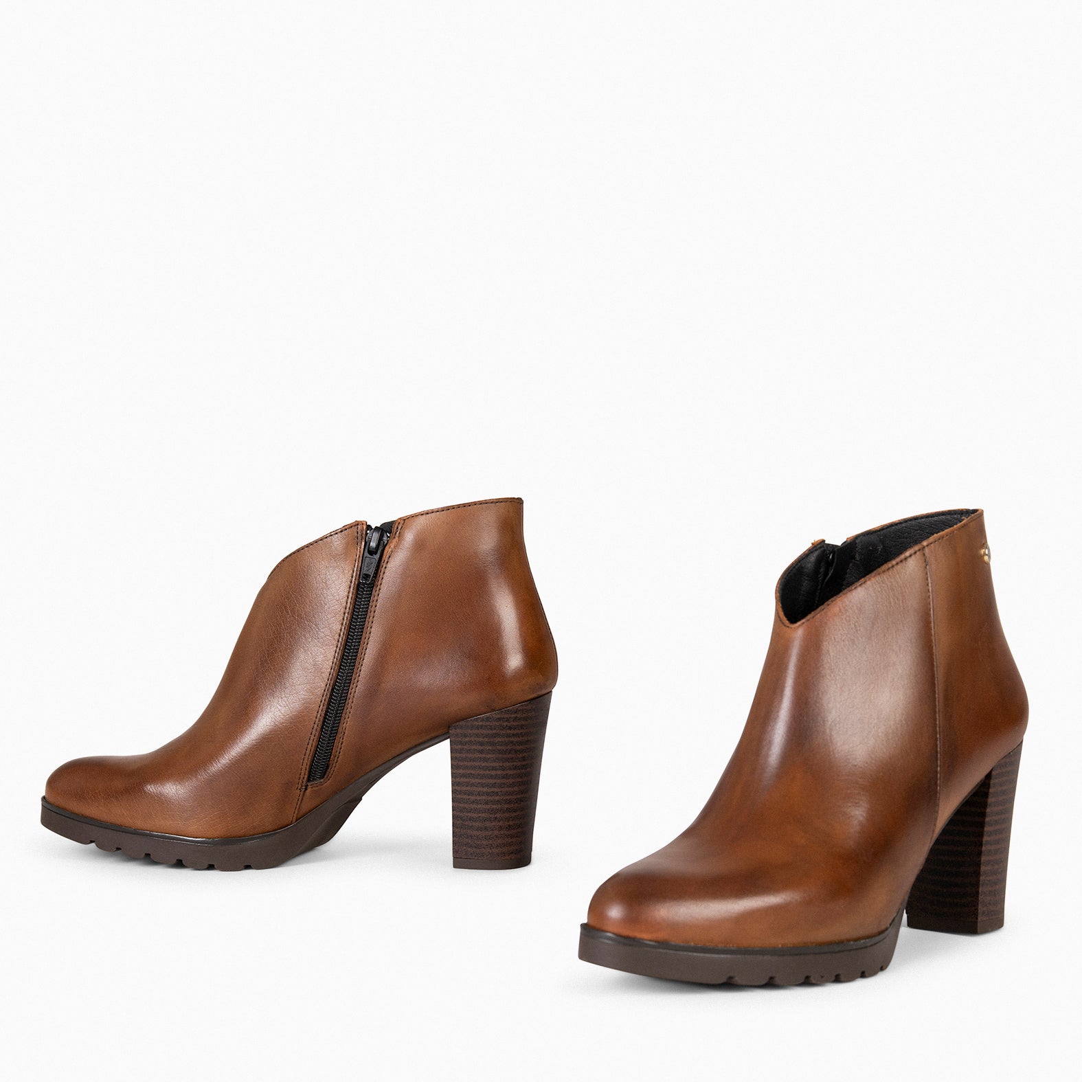 CLASSIC - Botines de mujer con tacón en CAMEL