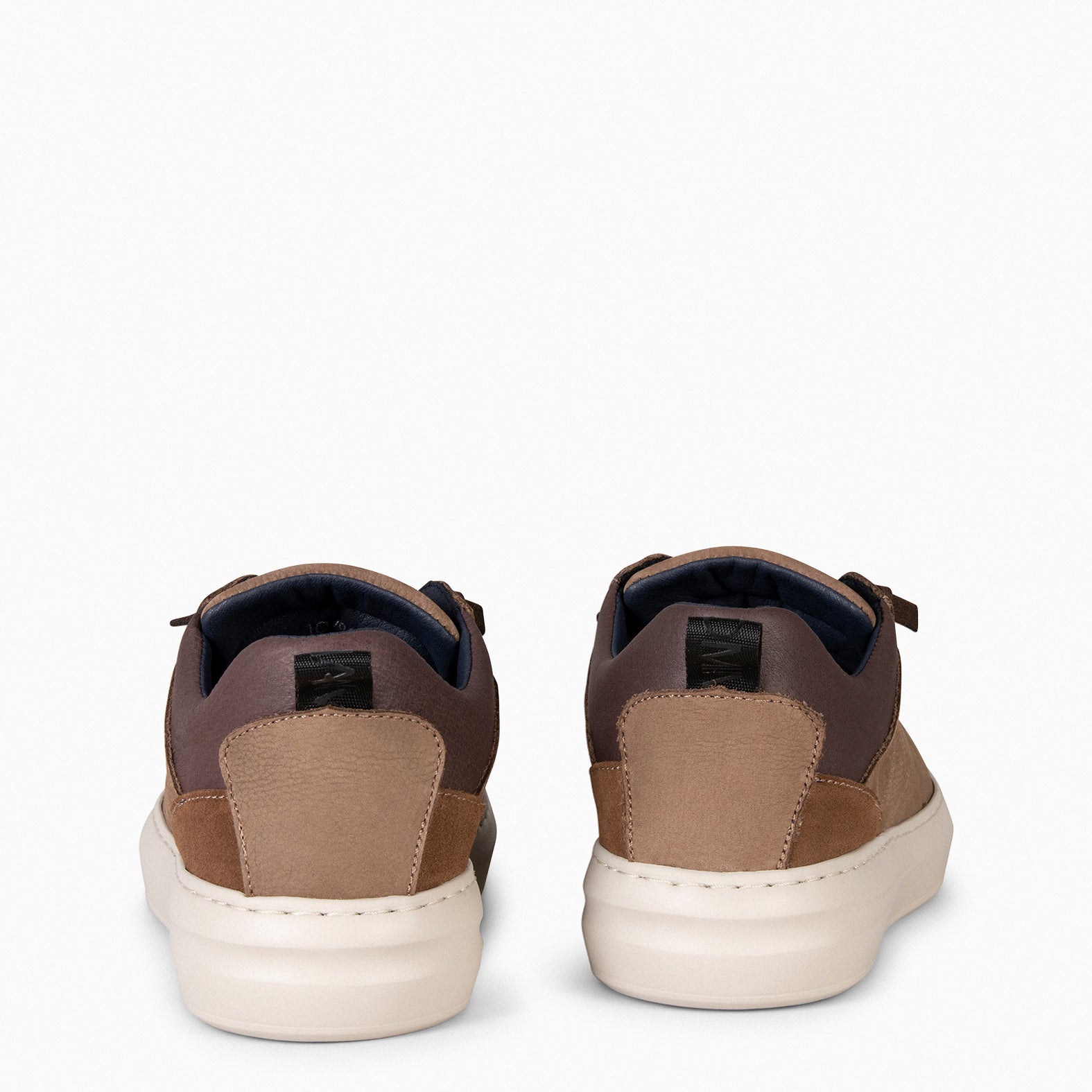 TOLOSA – Zapato de hombre casual MARRON