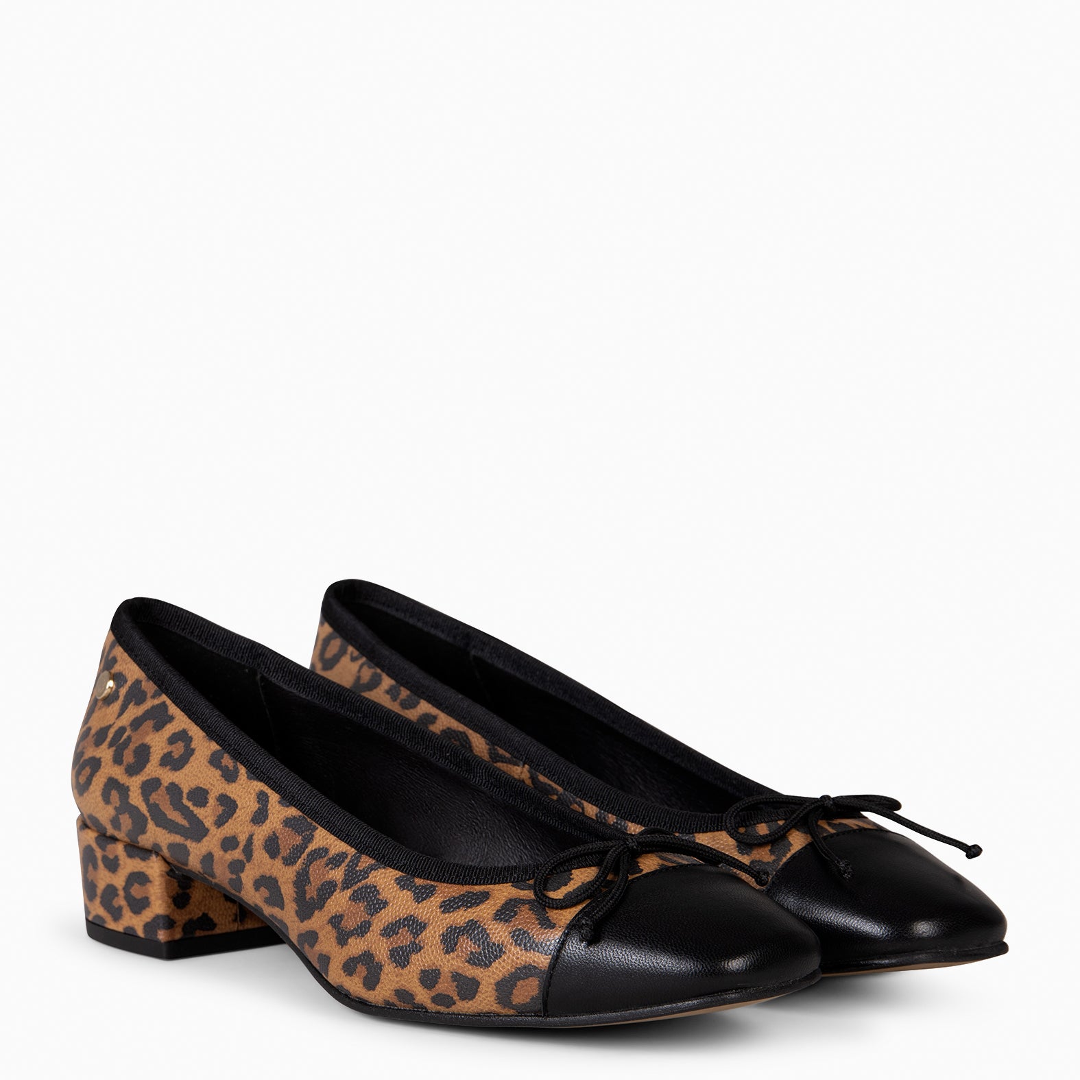 GLAMOUR – Bailarinas con tacón y puntera de napa LEOPARDO