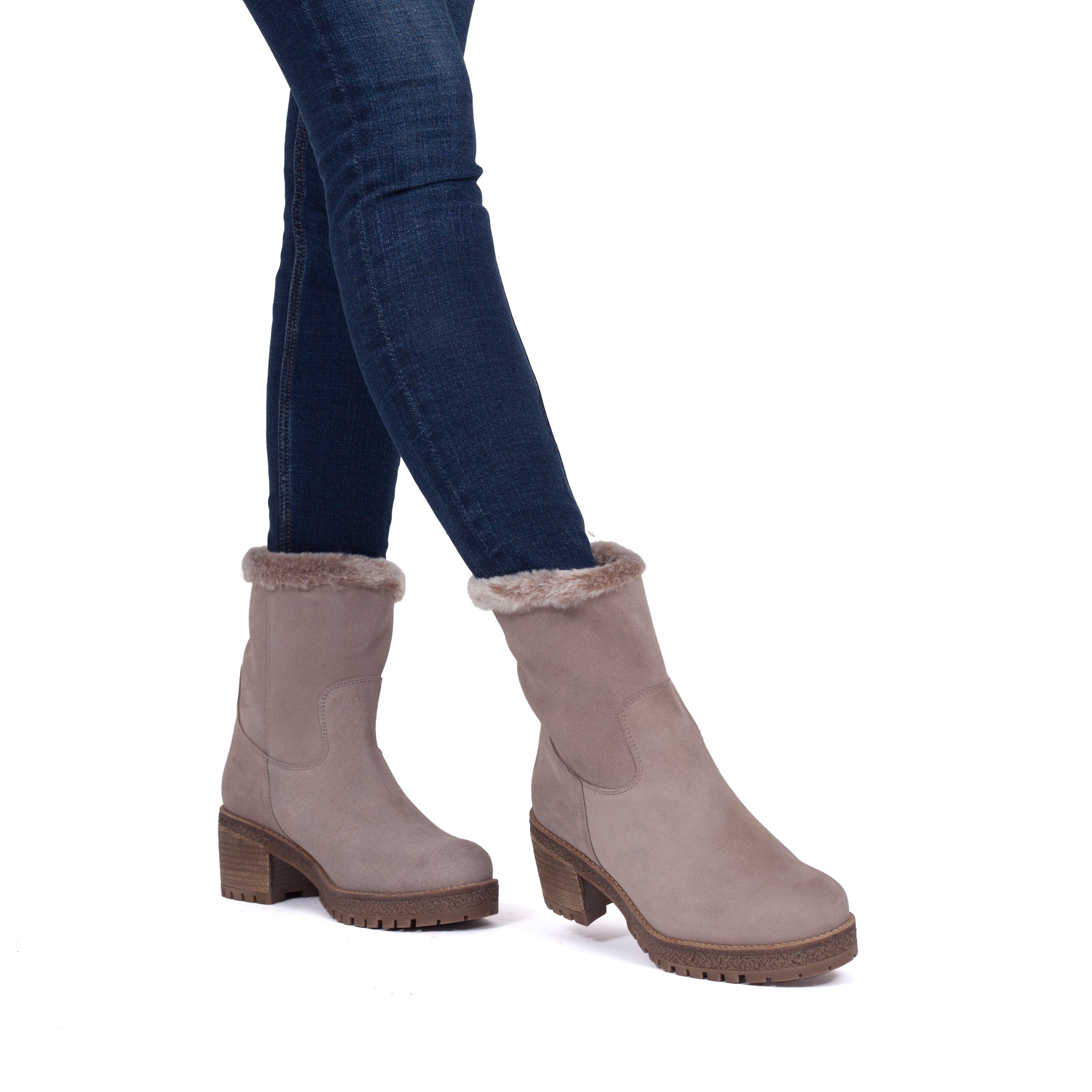 Bota POLAR de color Gris