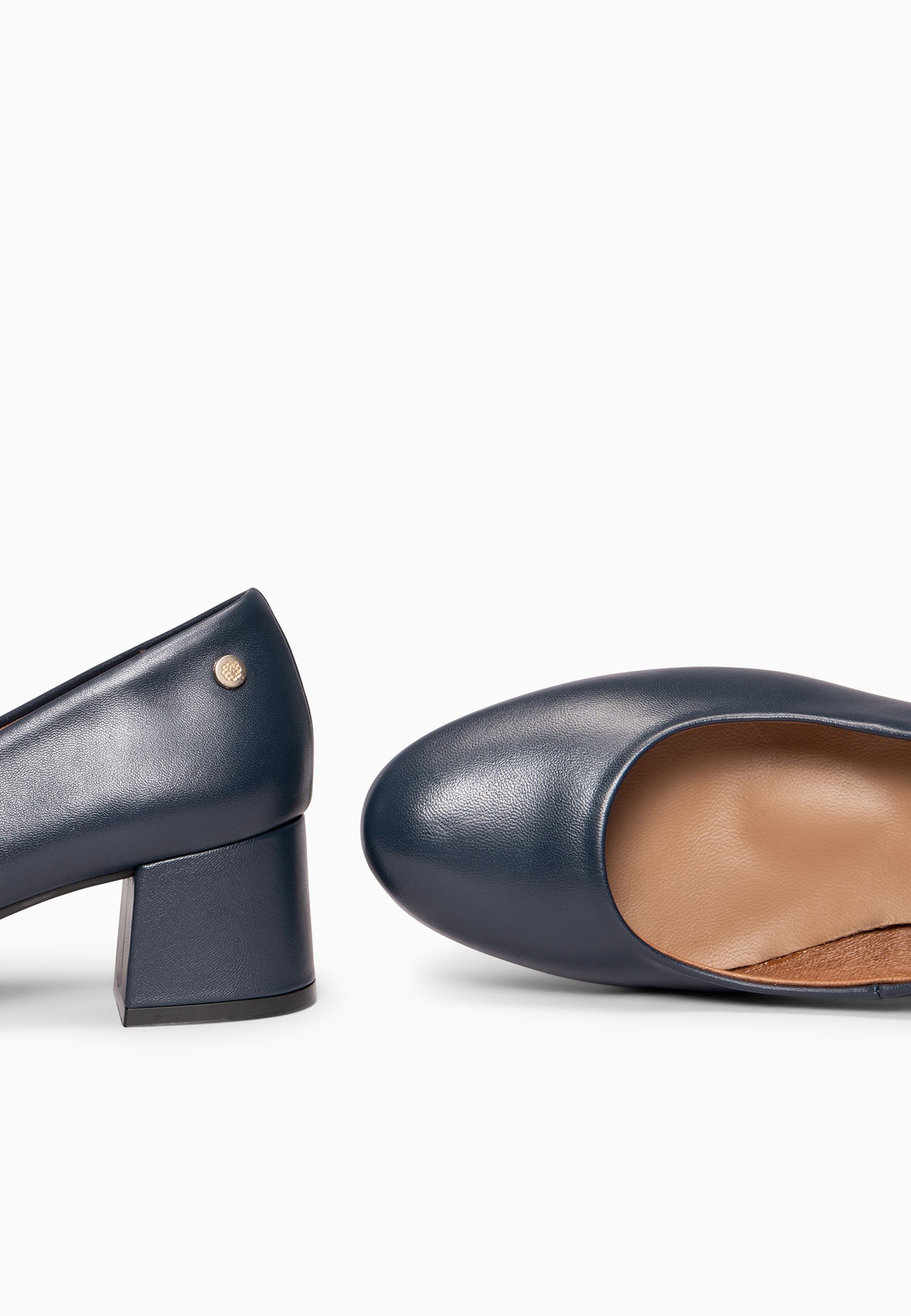 URBAN REDONDO SALÓN - Zapatos de tacón bajo de napa en MARINO