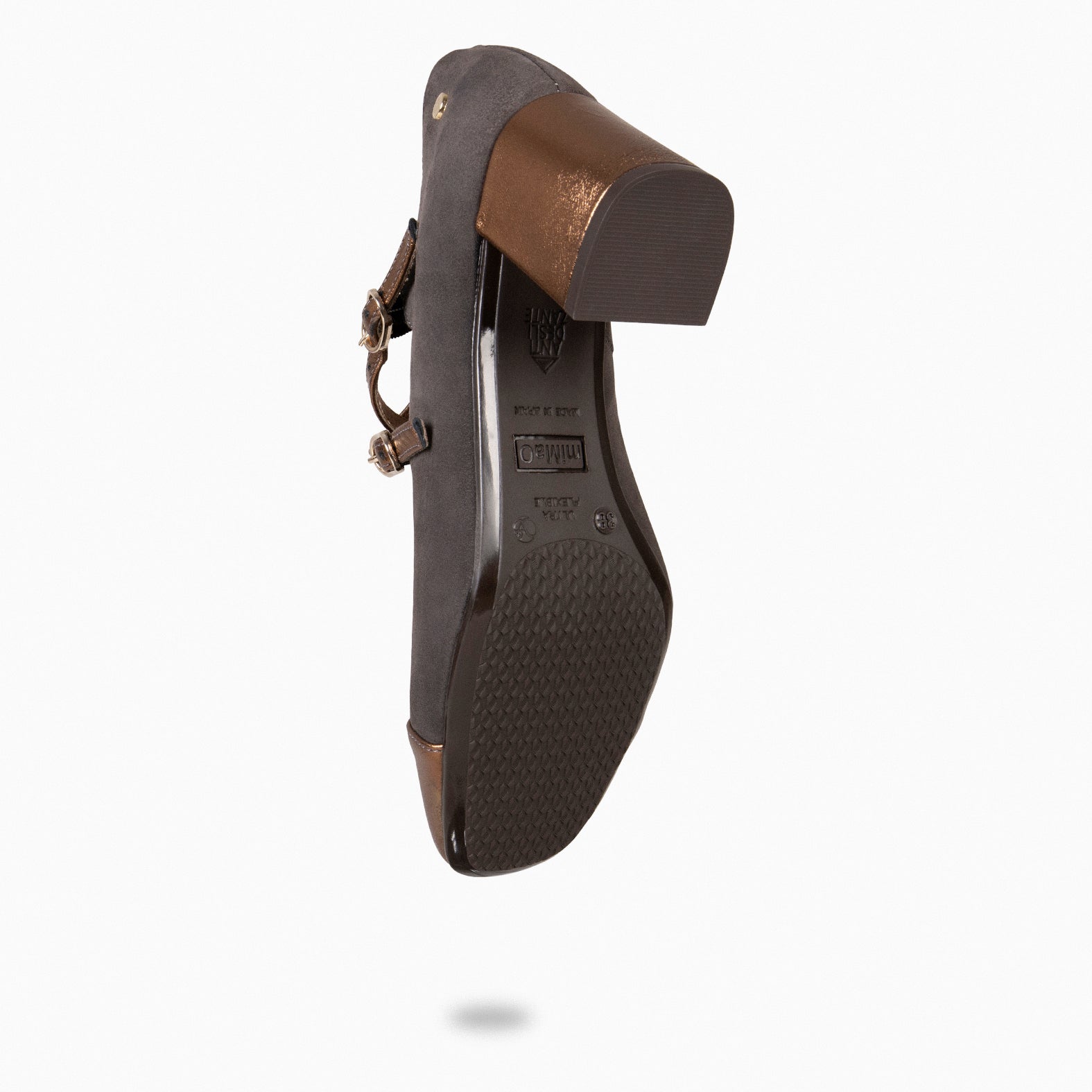 LIDIA – MERCEDITA DE NAPA CON PULSERA MARRON