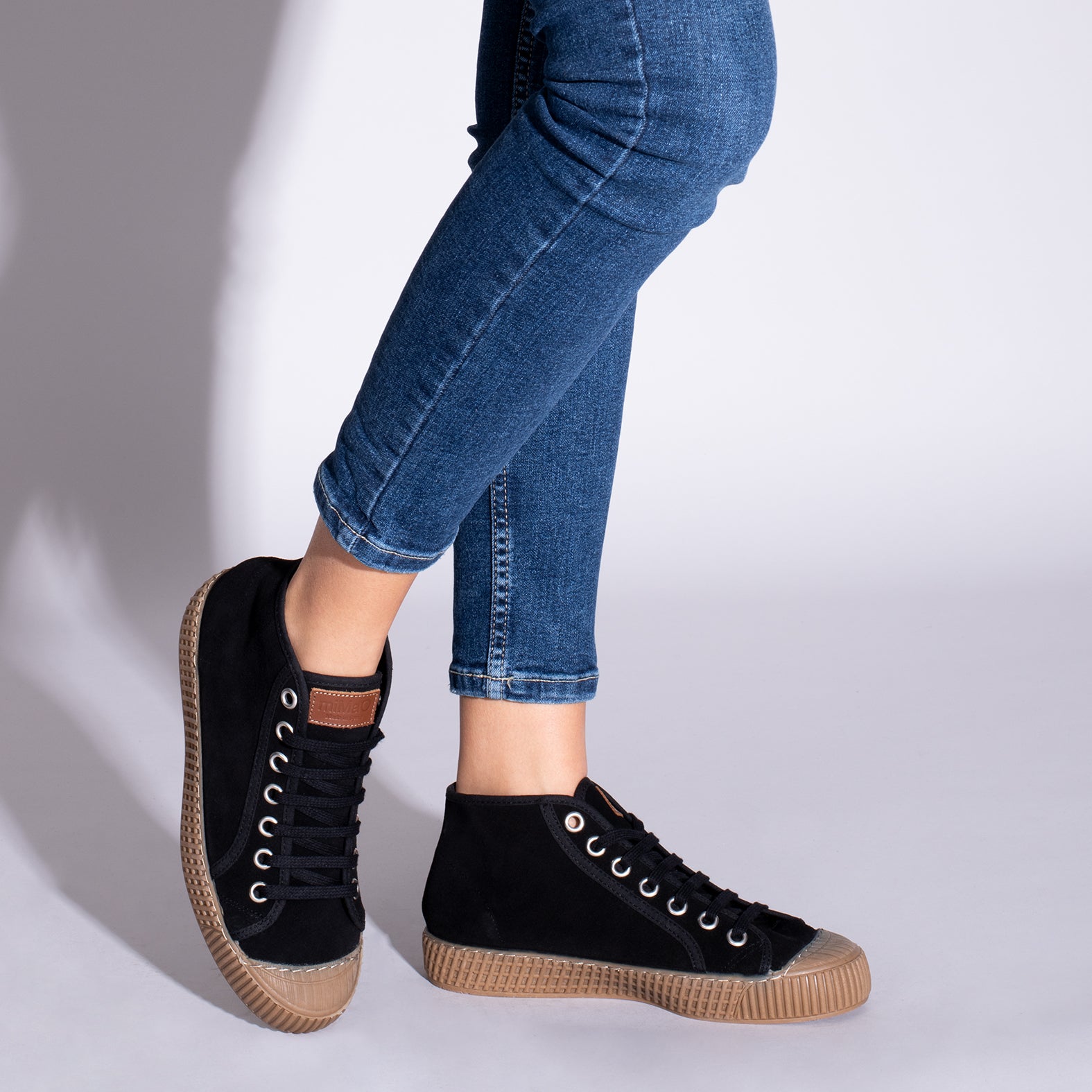 JUMP - Zapatillas de mujer Hidrófugas NEGRO