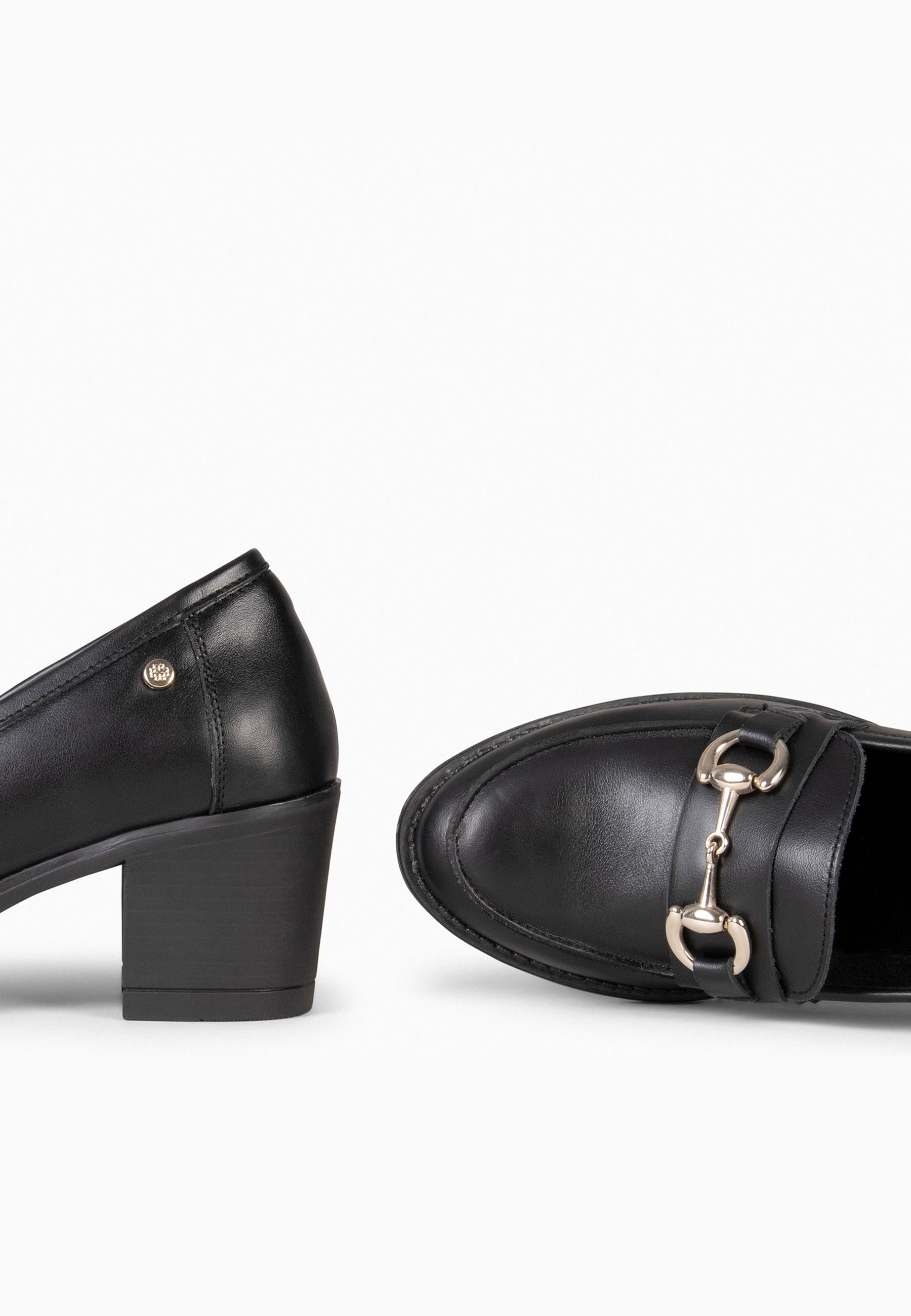 FABIOLA - Mocasines con tacón de napa NEGRO