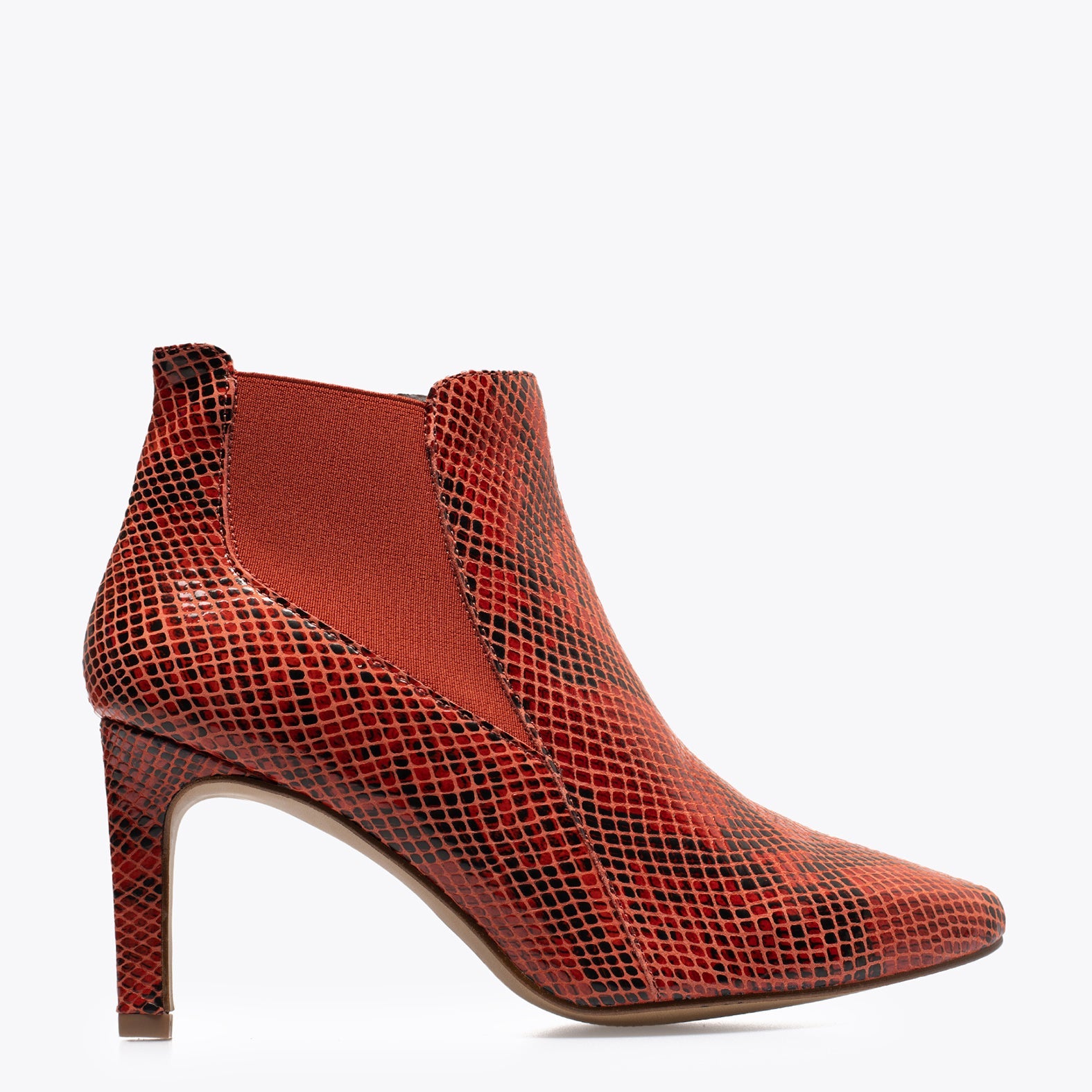 SAUVAGE Botín animal print tacón ROJO