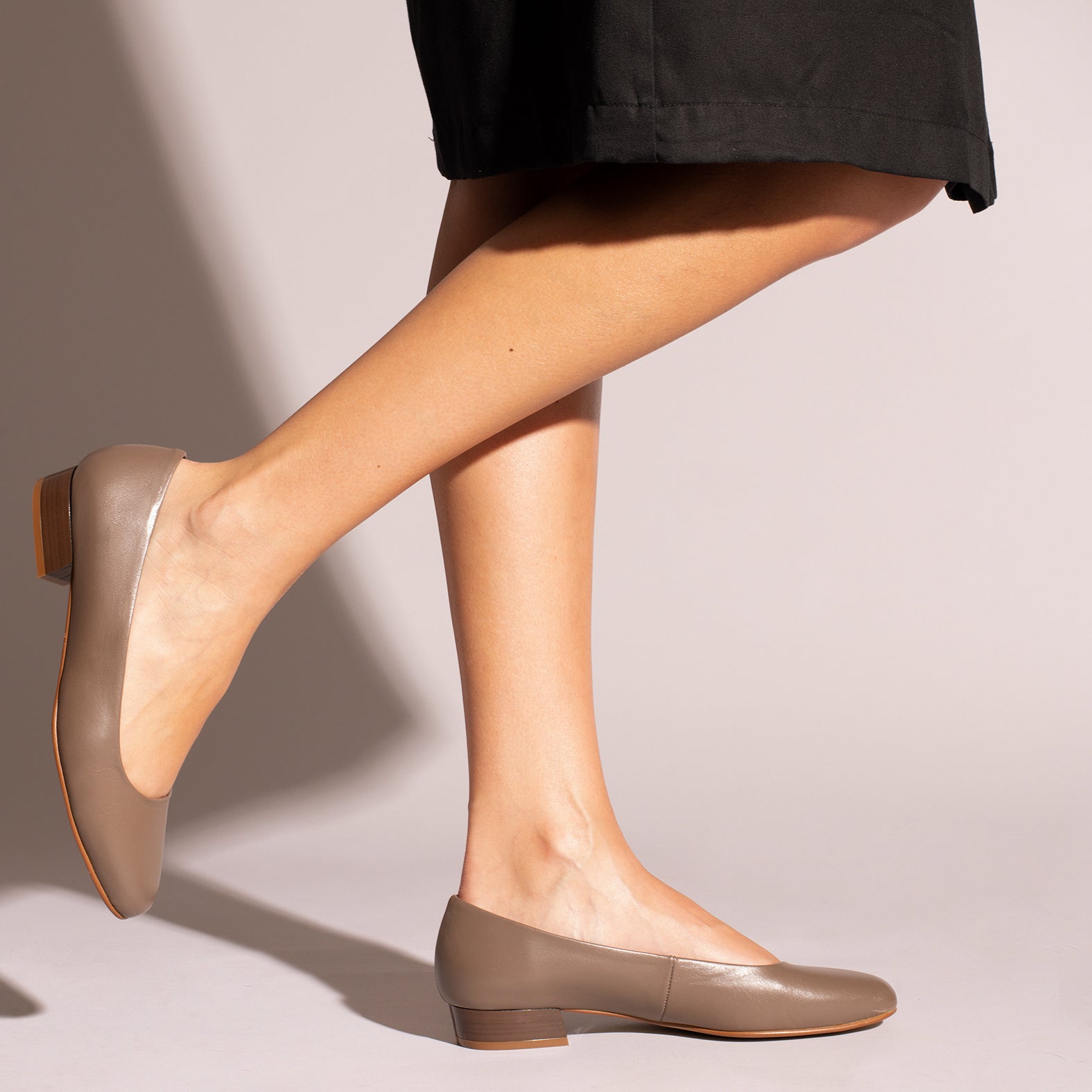 URBAN XS - Zapatos bajos cómodos NUDE