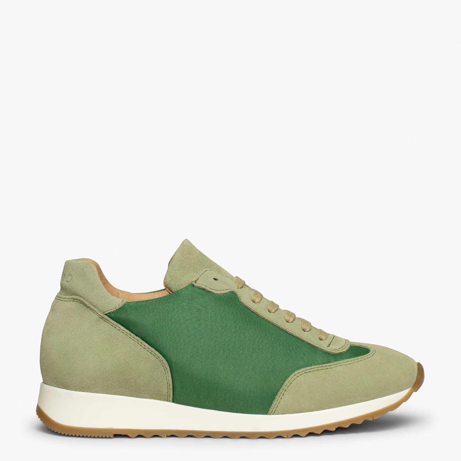 CASUAL – Deportiva de piel VERDE con nylon – Memory Absorber Foam
