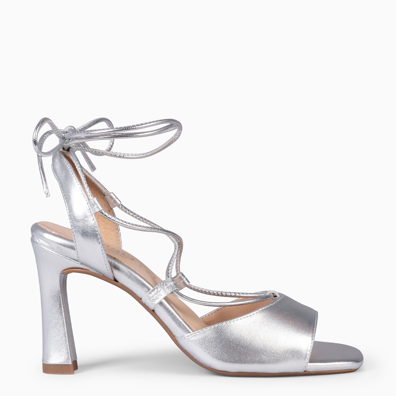 MÓNICA -  SANDALIAS ELEGANTES DE TACÓN PLATA